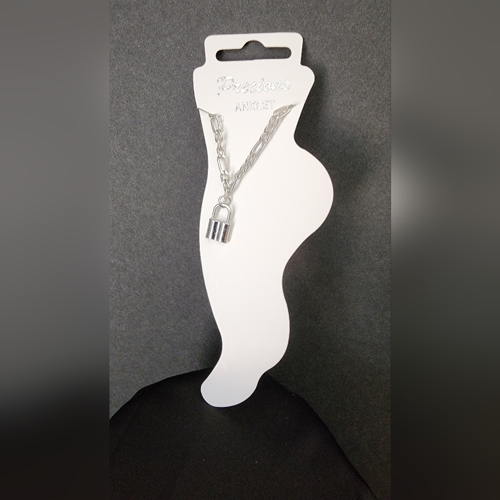 Summer- Lock Anklet